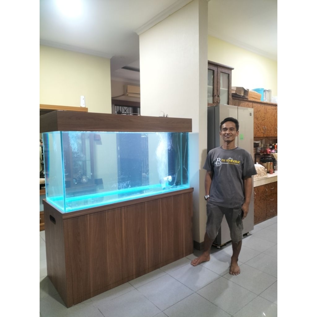 Aquarium kabinet 200x70x70