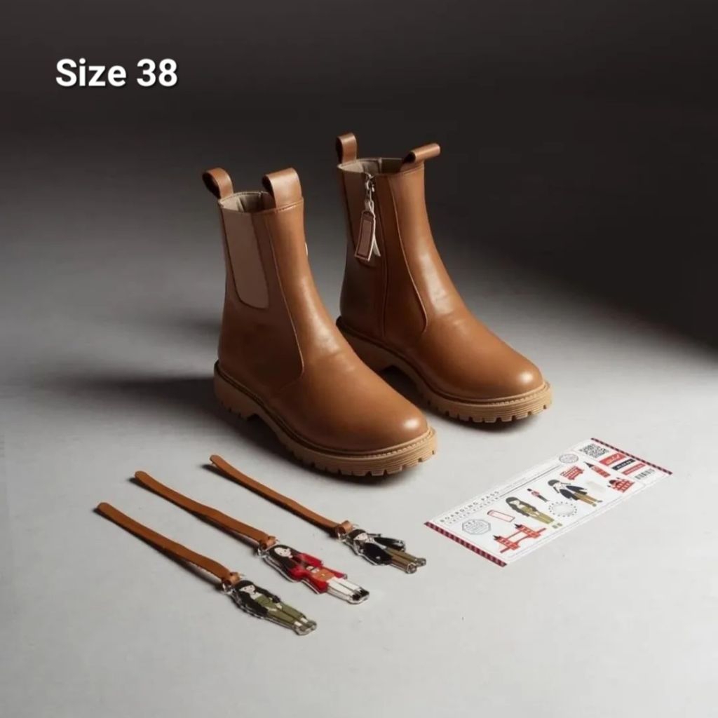 Ittaherl Travel (NEW & READY) : Ittaherl Hyde Park Boots Camel size 38