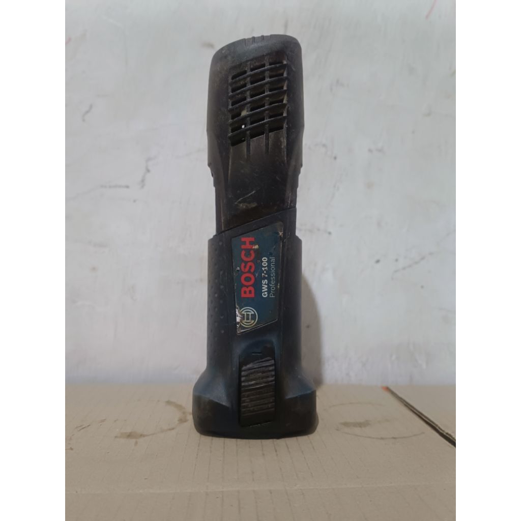 COVER BODY BOX MESIN GERINDA BOSCH GWS 7-100 ORIGINAL BEKAS PAKAI