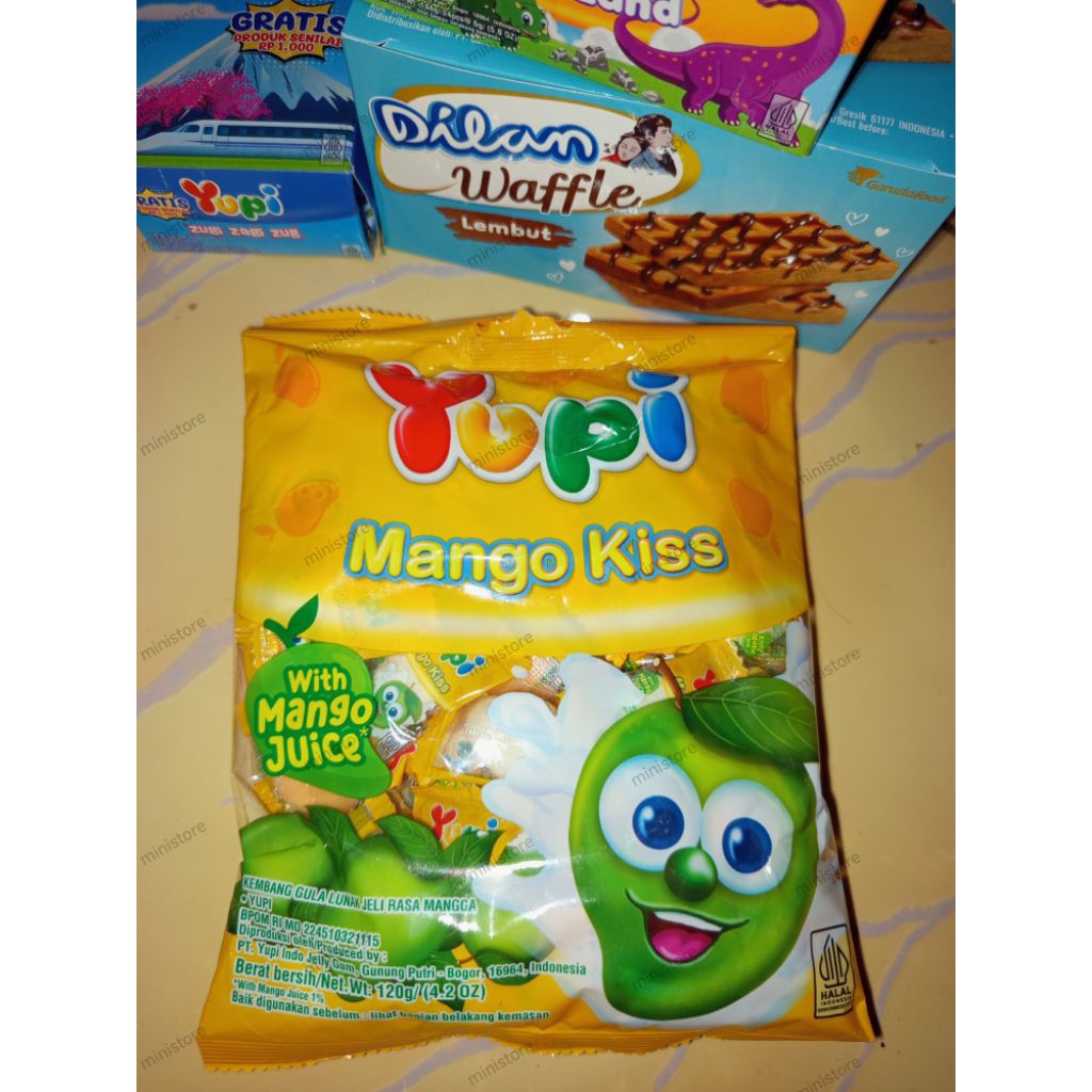 

Yupi permen kemasan pack