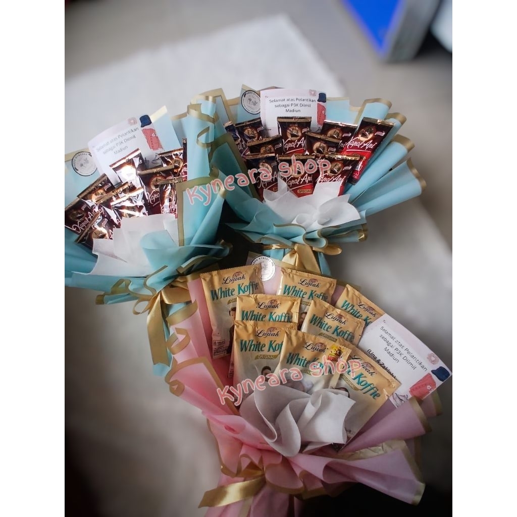 

kado buket kopi untuk hari guru, hari ibu , wisuda atau ultah cowo