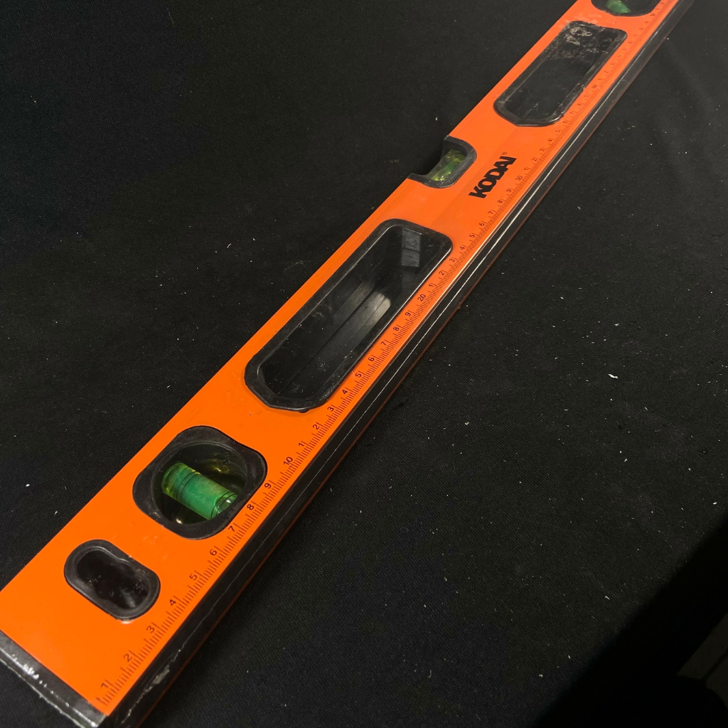 

KODAI Penggaris Waterpass Level Magnet Aluminium 60 CM