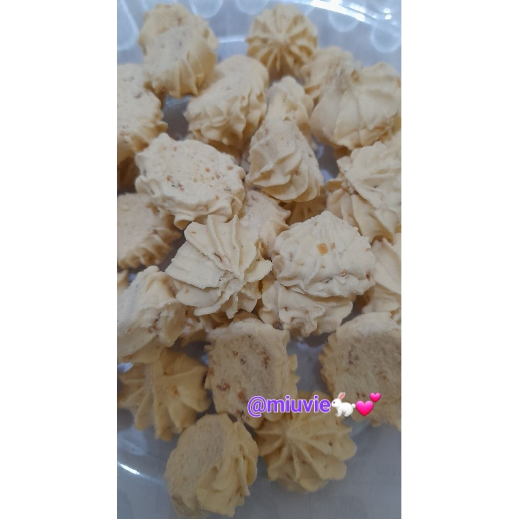 

Kue Irut Keju / Sagu Keju Enak 200 gr