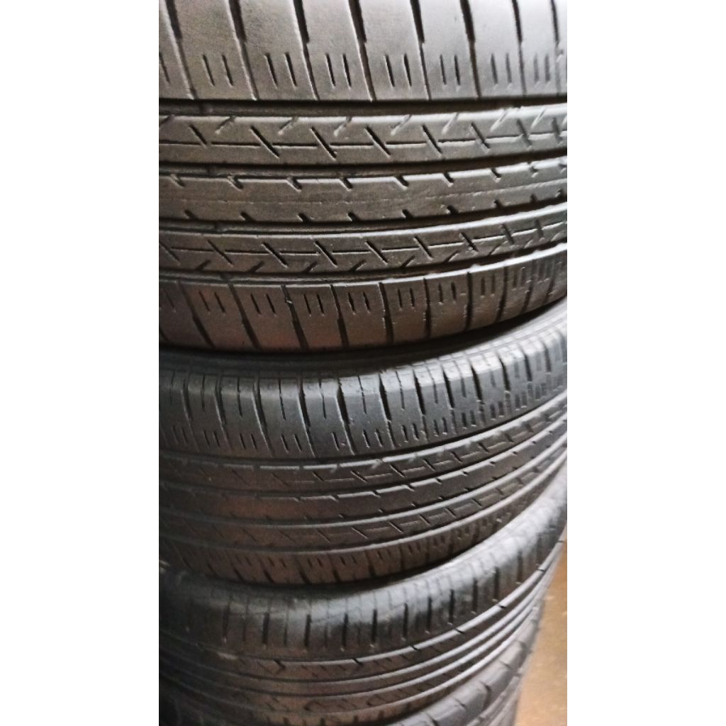 Ban mobil bekas ring 15/205/65