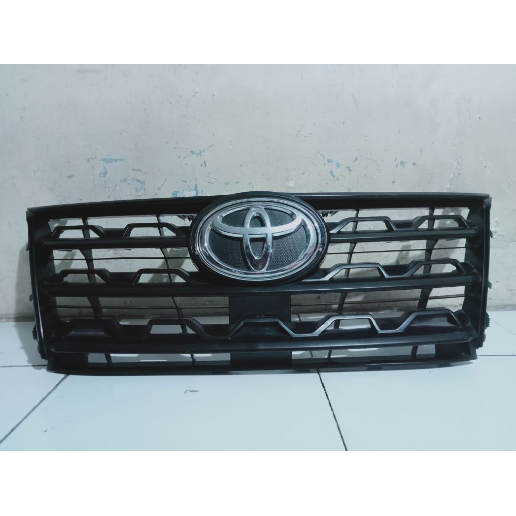 gril Fortuner GR / TRD 2022