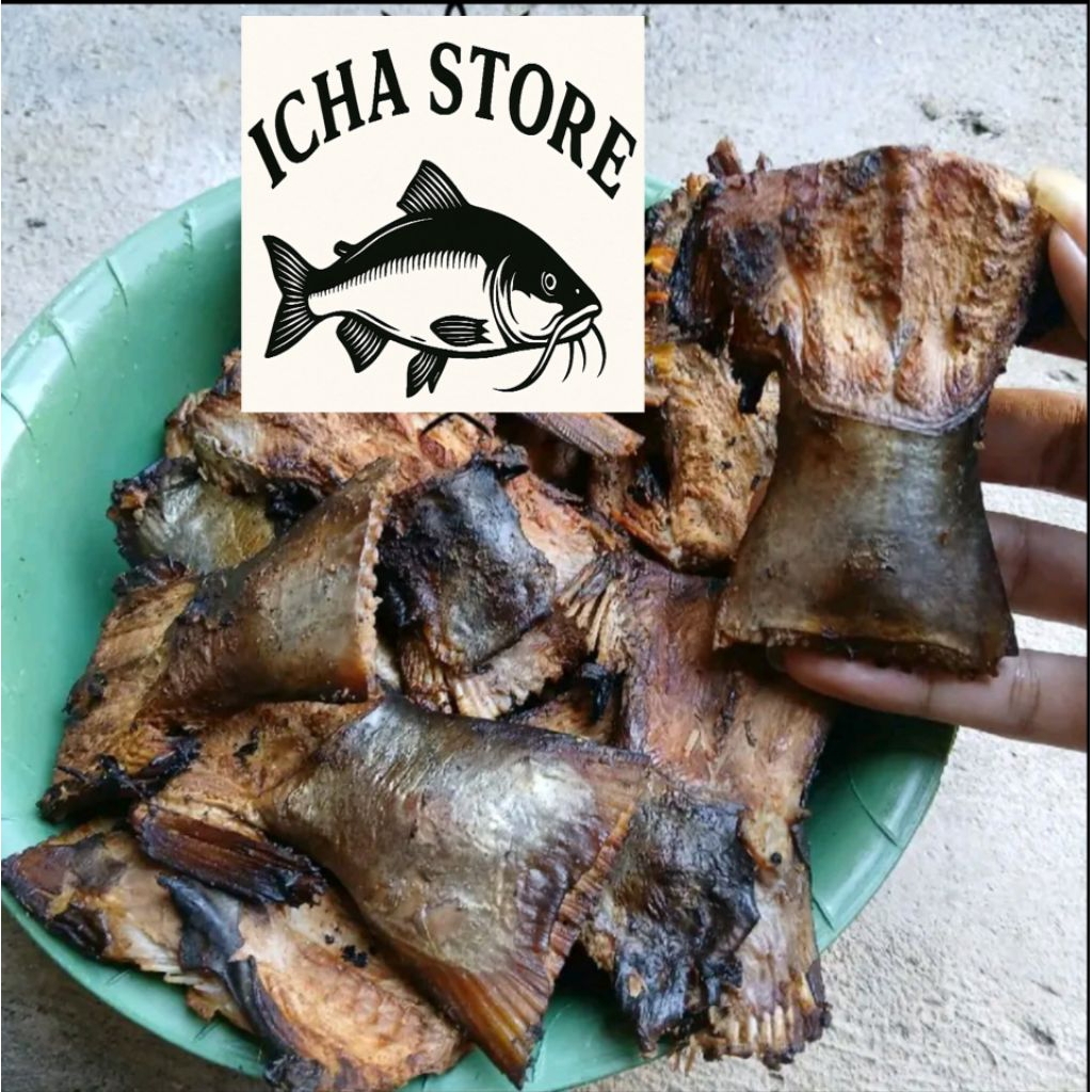 

ikan asap manyung ekor kemasan vacum. isi 1 kg