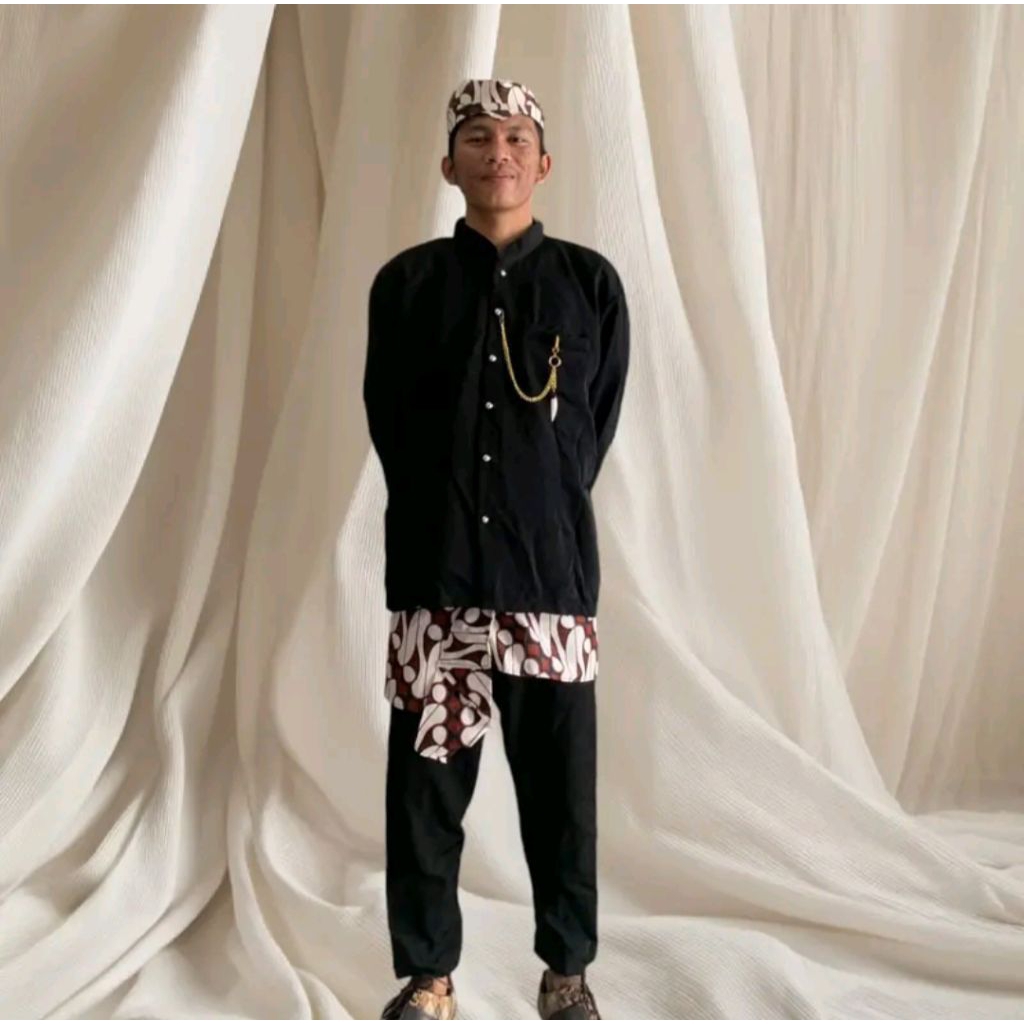 Baju Adat Jawa timur Cak Beskap Karnaval
