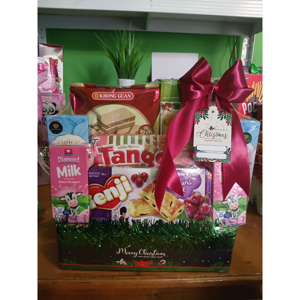 

Parcel natal/hampers natal/bingkisan