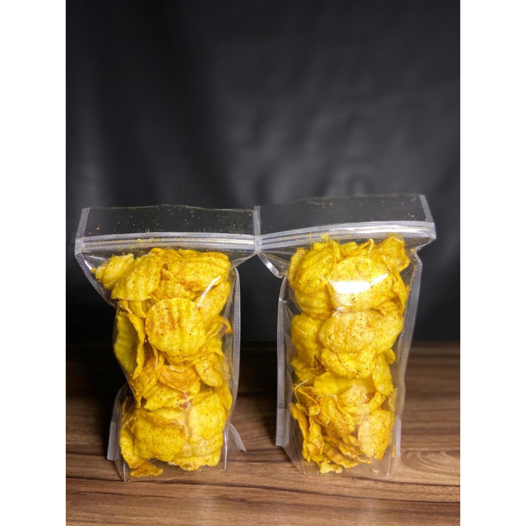 

Kerupuk udang pedas gurih cocok untuk cemilan dan teman makan