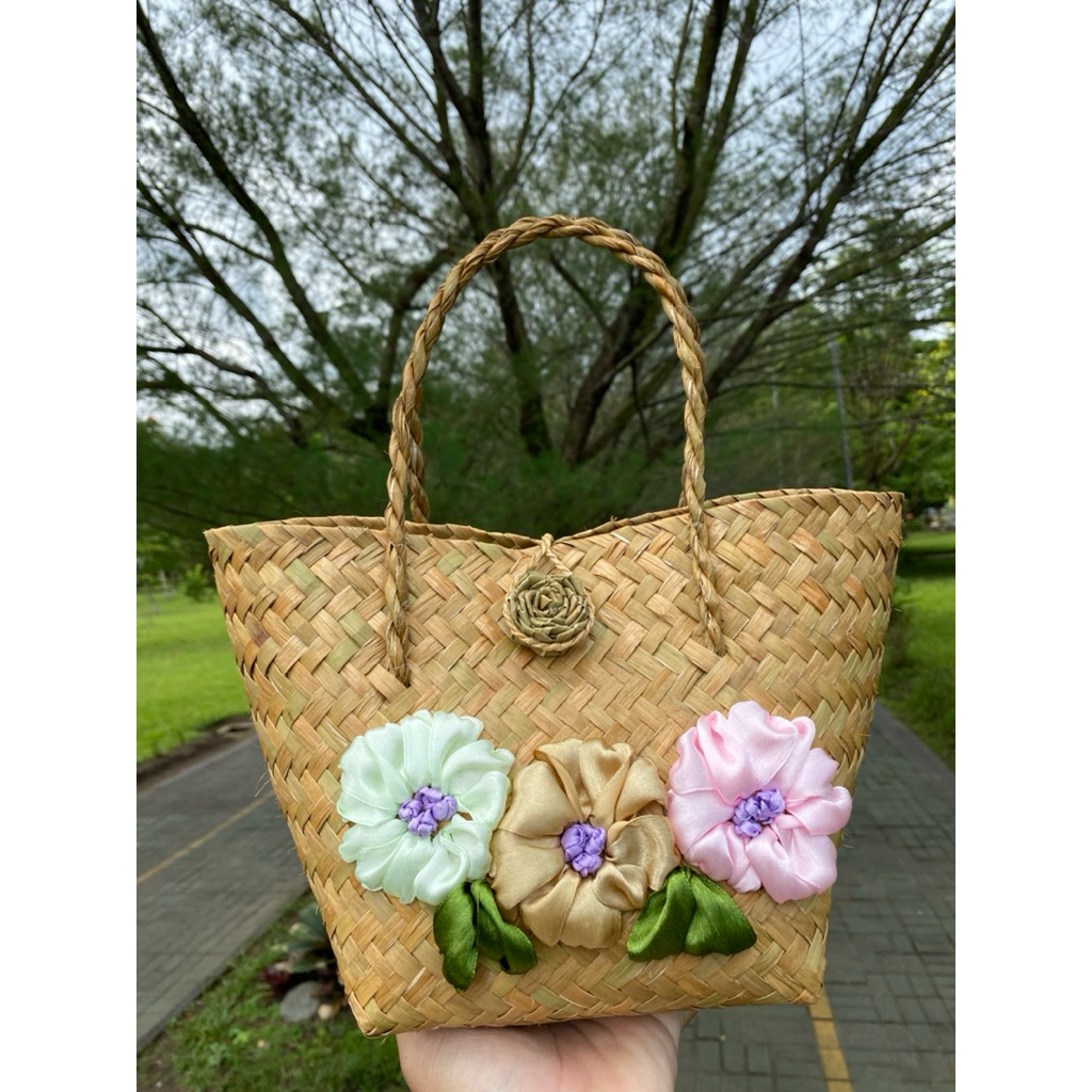 TAS ANYAMAN PURUN HIAS SULAM PITA 015