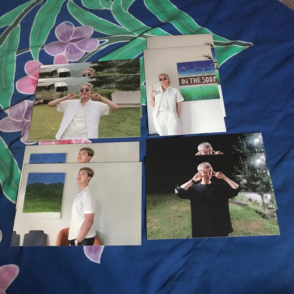 

POSTCARD BOOK IN THE SOOP BTS ITS