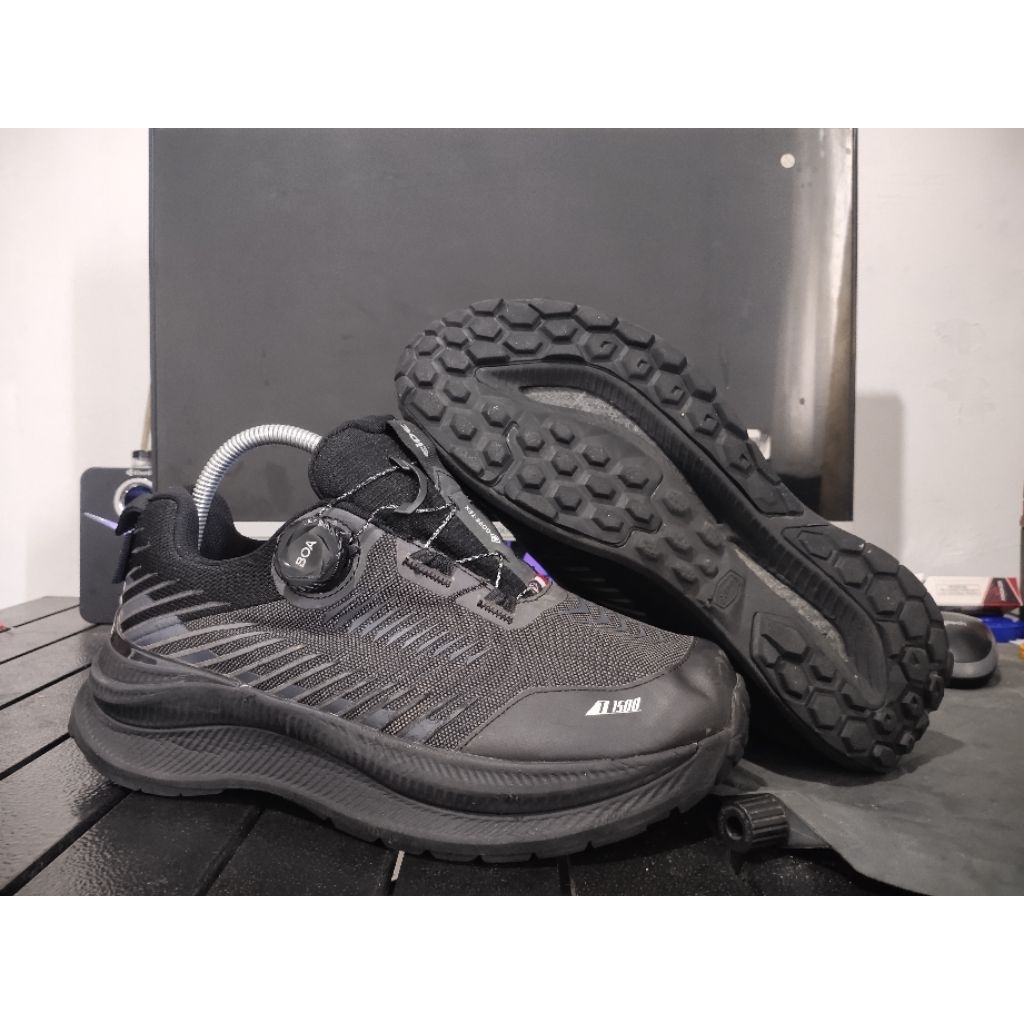Sepatu Gunung Trail Run Eider gtx cordura carbon boa system size 40.5 Nego like new