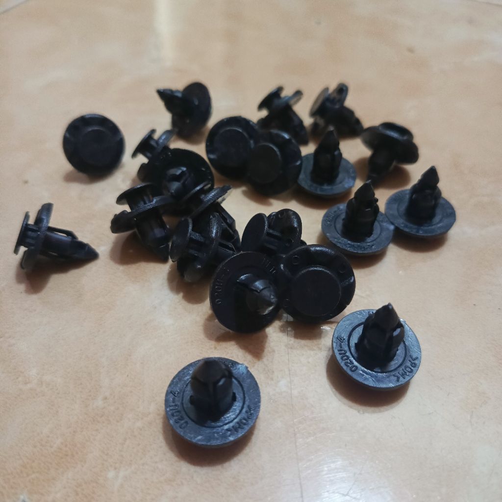 kancing clip bemper/bumper AVANZA XENIA AGYA original