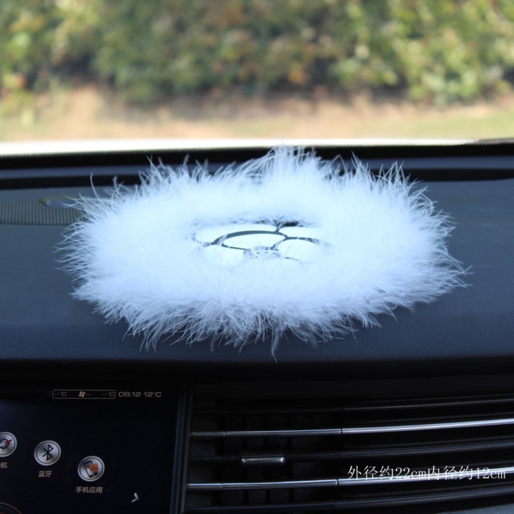 Hiasan Alas Dashboard Mobil Bulu motif bunga putih