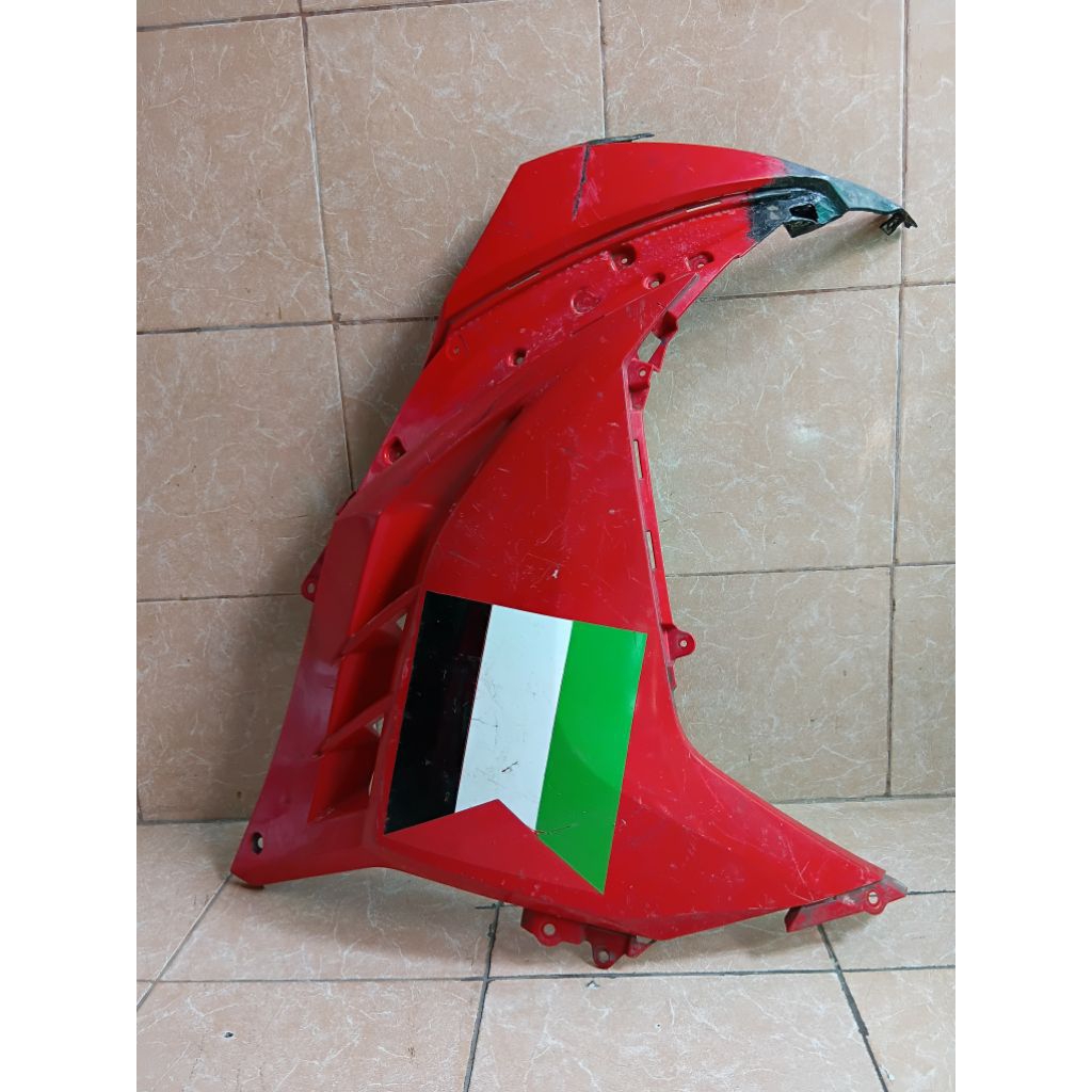 Cover Fairing Ninja 250 fi old bagian kanan ( Minus bekas repair )