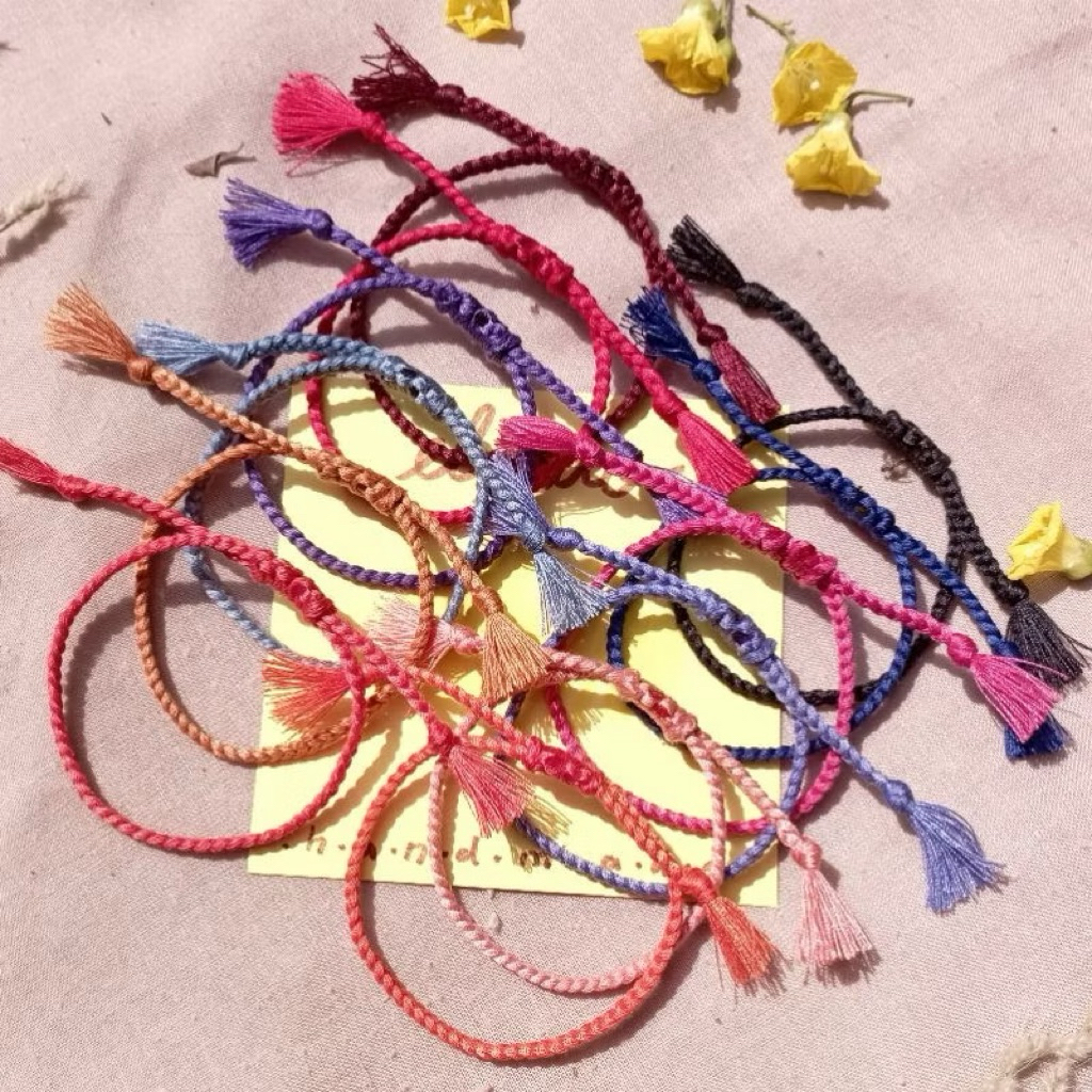 Gelang Tangan Benang | Gelang Serut Wanita