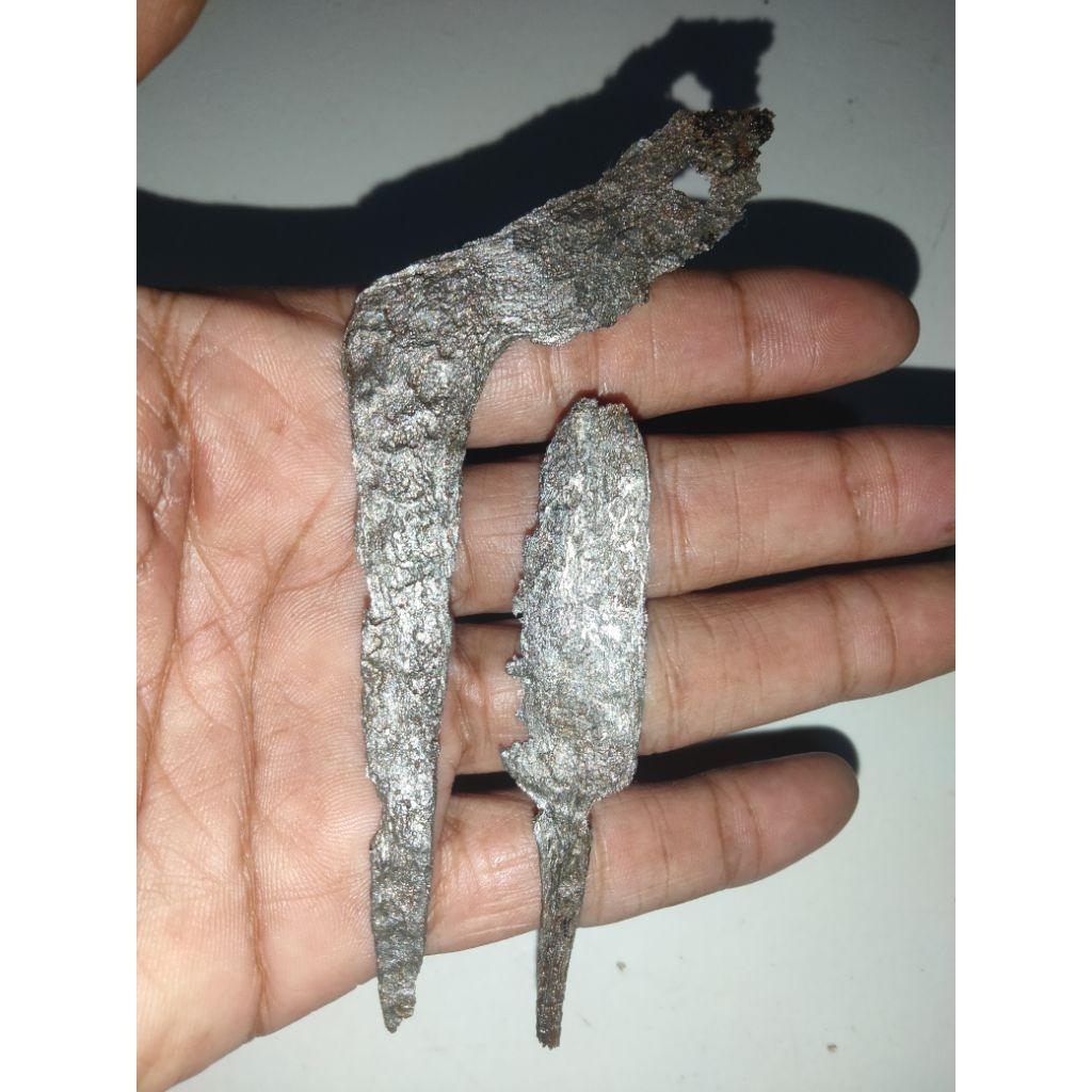 2 Pcs Pusaka Sepuh Tindih Kabudhan Temuan Darat K17