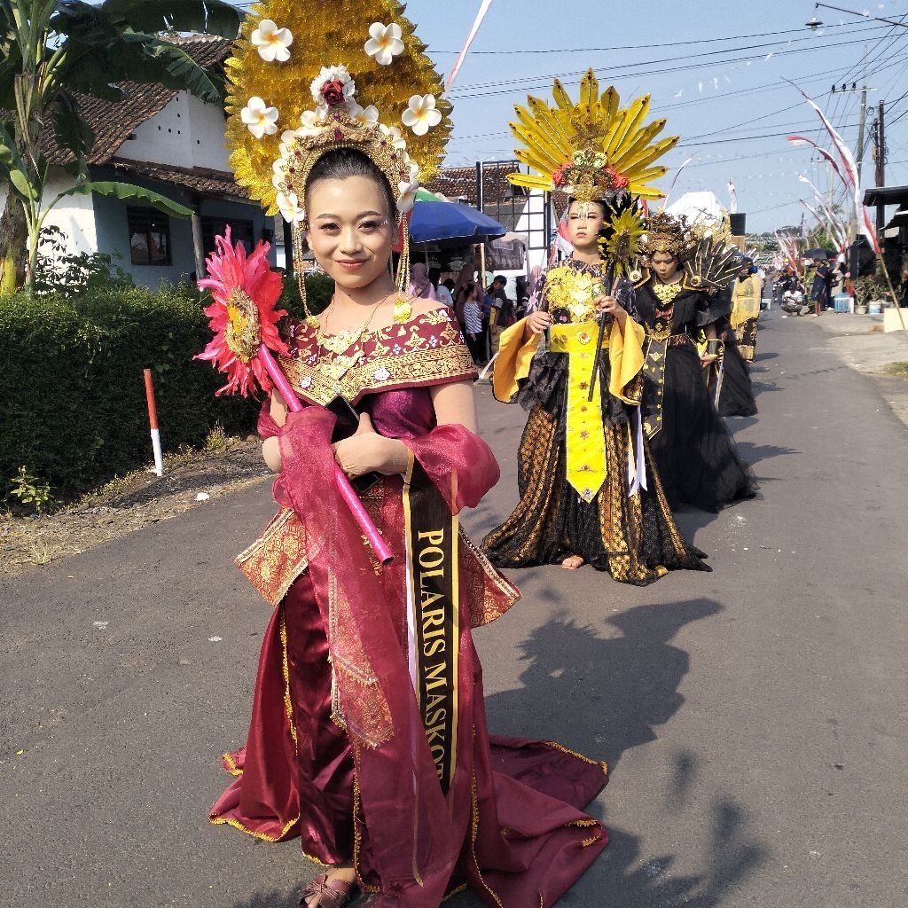 mahkota Bali karnaval