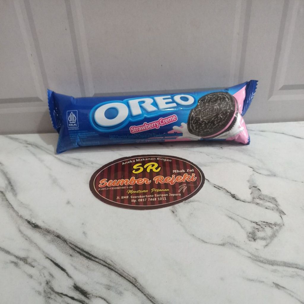 

OREO ROLL STRAWBERRY BERAT 110,4 GRAM