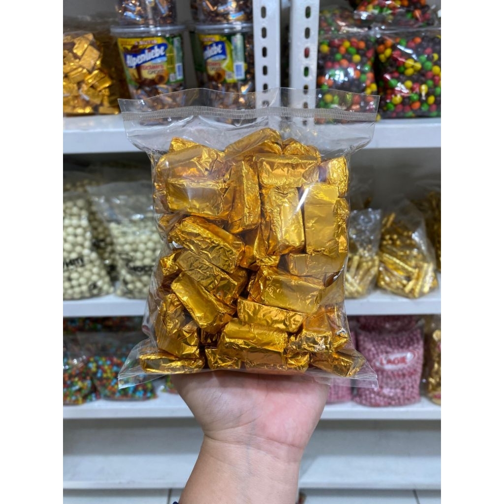 

L'agie Eiffel Cube 500gr isi +-70pcs