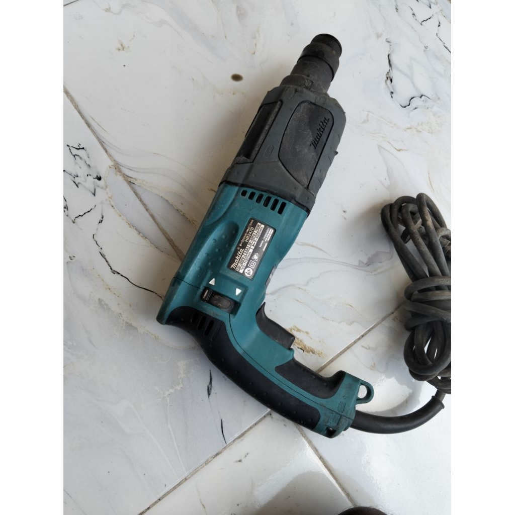 bor makita 3fusi HR 2470 kondisi second Masih normal semua