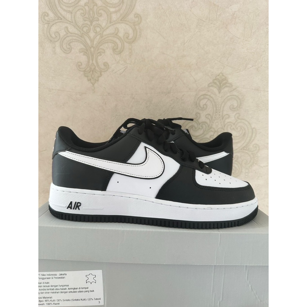 AF 1 LOW PANDA , NB 530 YELLOW (2 PAIR)