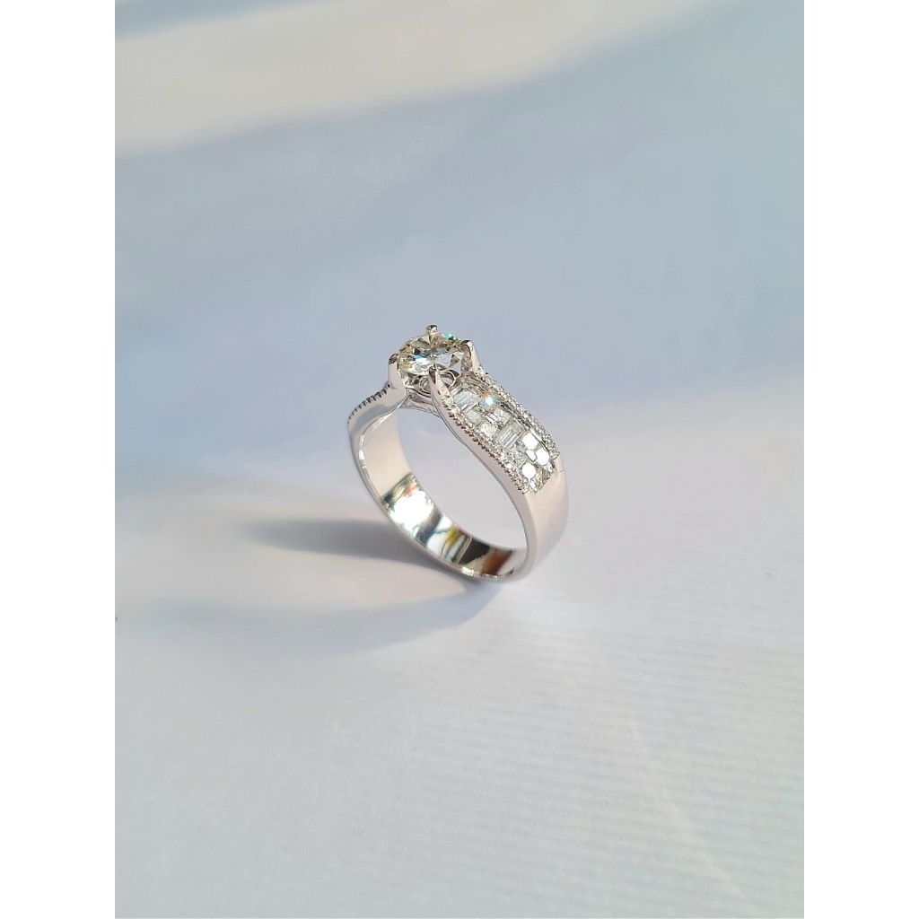 Solitaire Ring in Baguette Settings