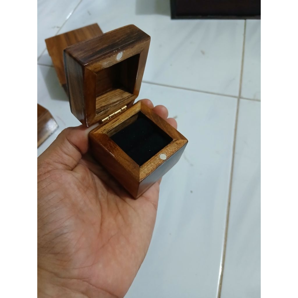 kotak cincin kayu/kotak cincin unik/kotak cincin lamaran/kotak cincin murah /kotak cincin nikah