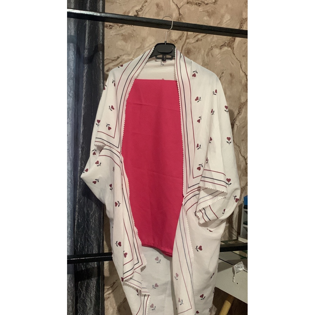 one set ( Outer & Rok Lilit)