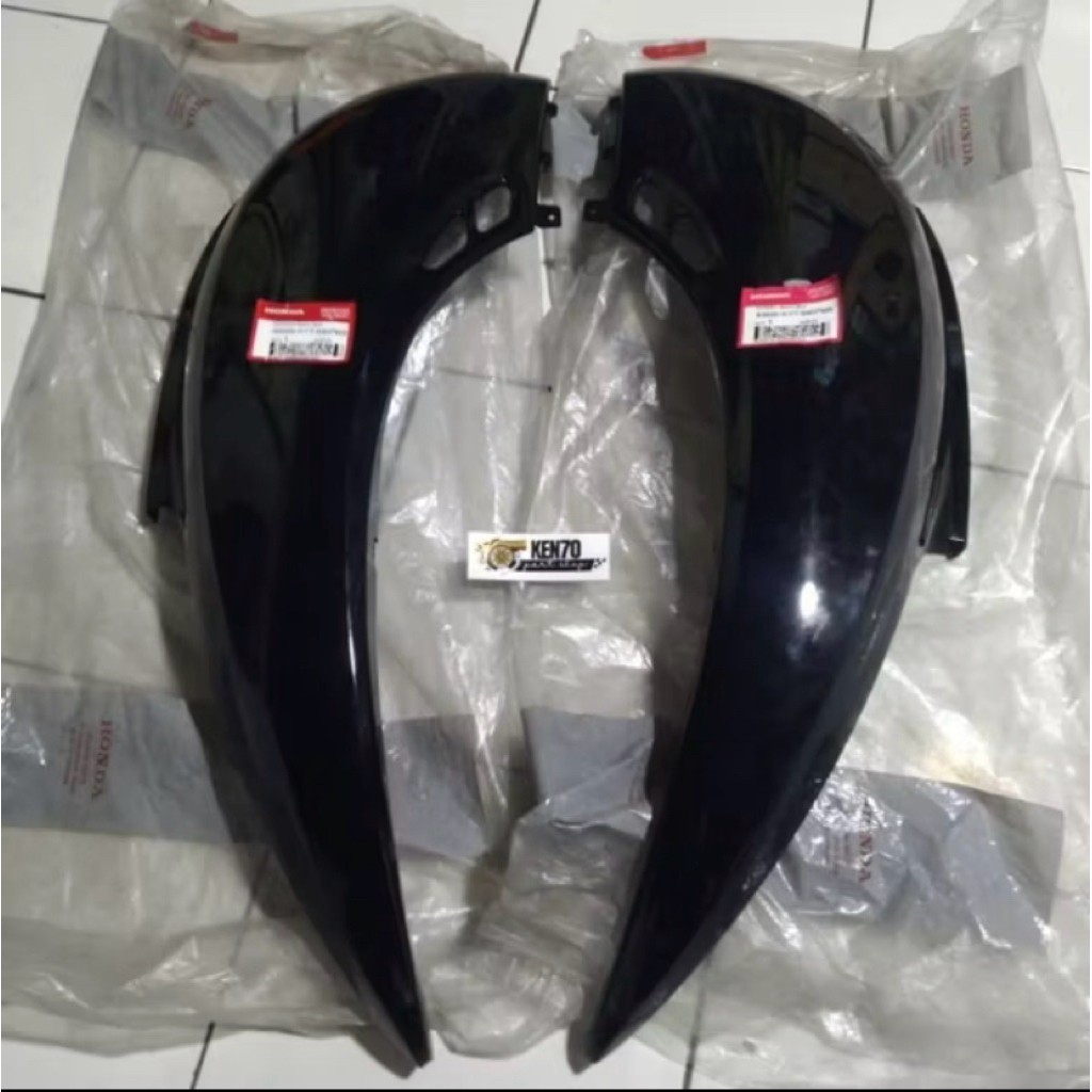 COVER BODY KANAN kiri BELAKANG hitam 83500KYT940fmb SCOOPY KARBU ORIGINAL ASLI AHM HONDA 83600kyt940