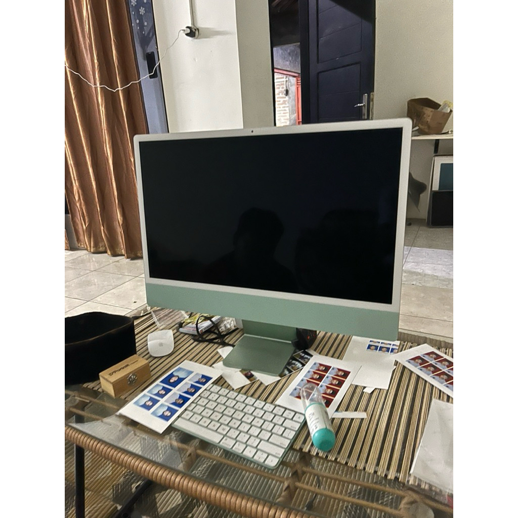 imac m1 2020 256/8gb fullset seperti baru
