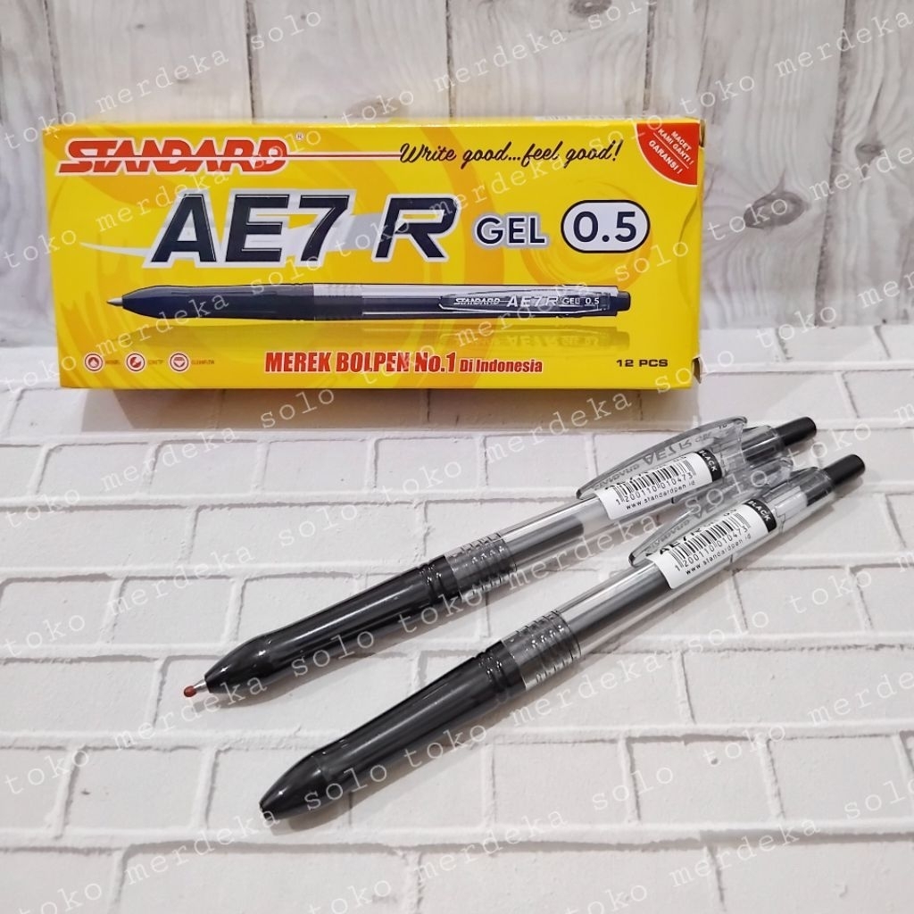 

Bolpoint Standard AE7-R (tinta hitam)