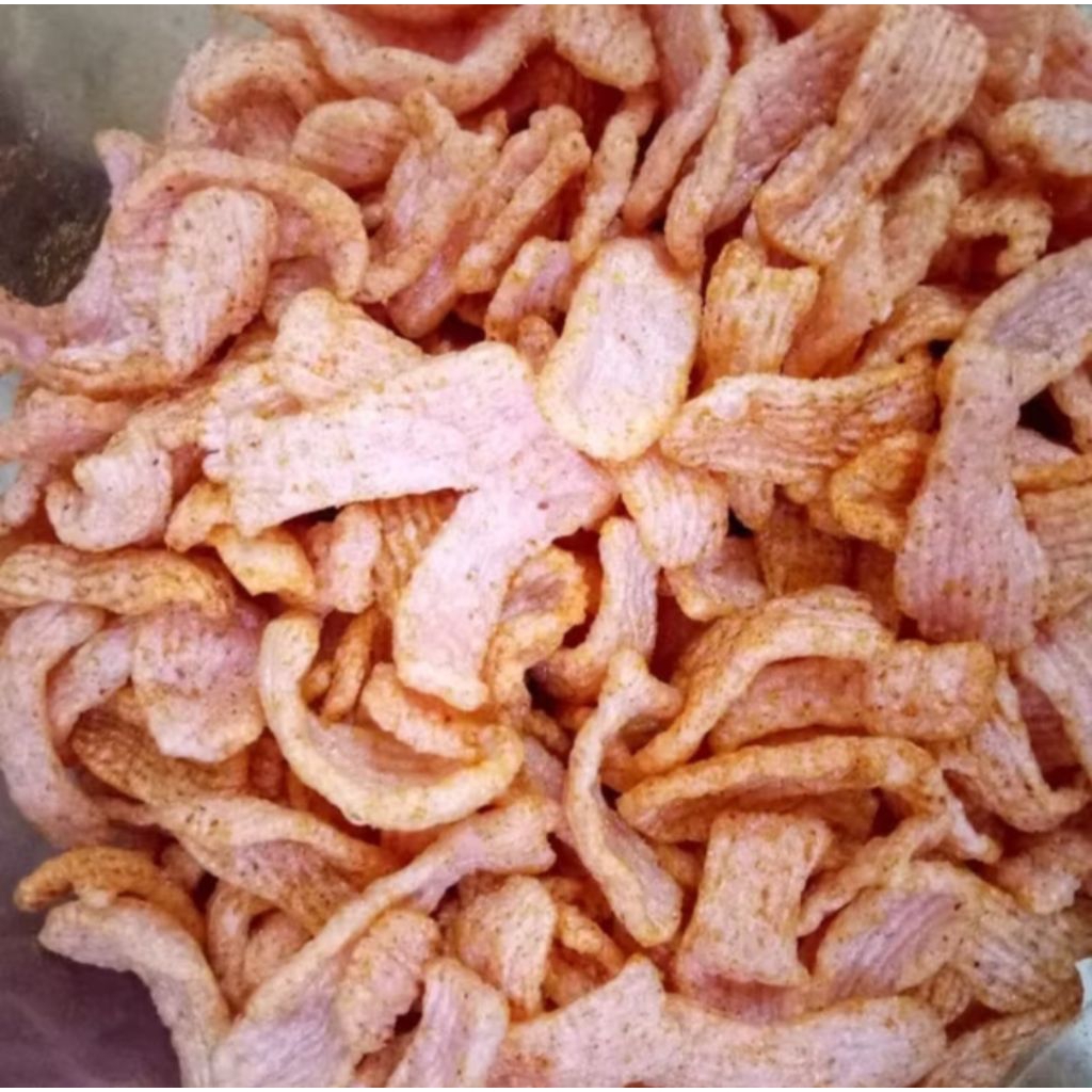 

KERUPUK IKAN PEDES 250GRAM