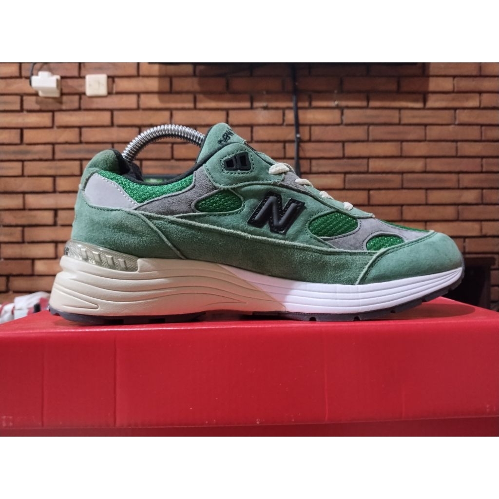 Sneakers premium 990 JJJJound colabs