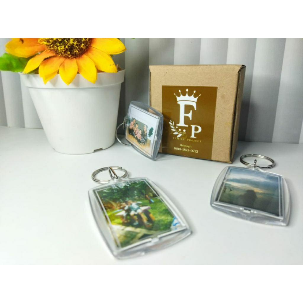 gantungan kunci akrilik custom/ ganci custom foto / gantungan kunci foto