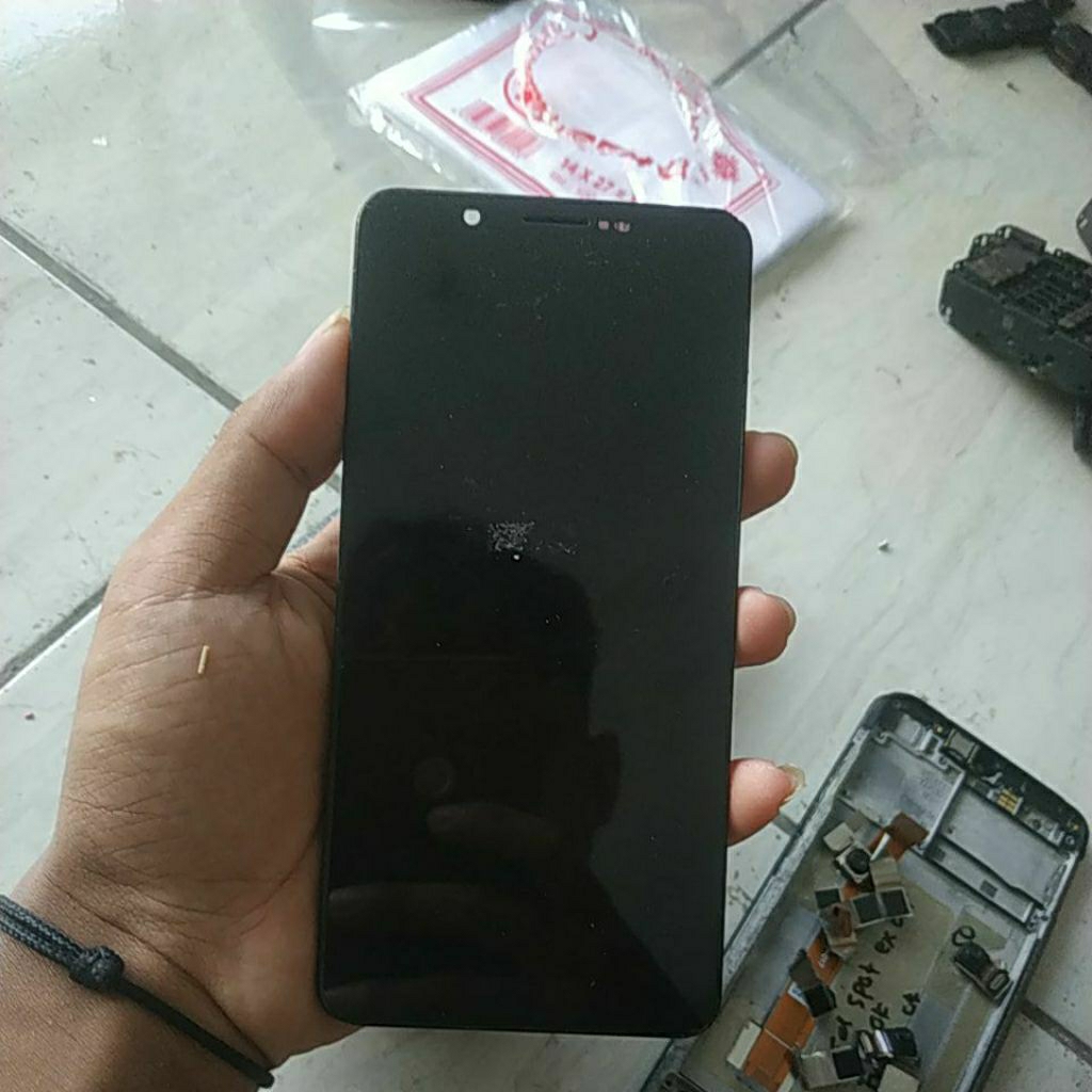 lcd bekas Vivo y71,lcd tc ok,OEM,frame ok