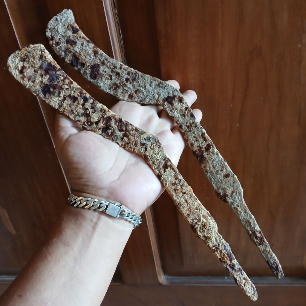 Koleksi Temuan Galian Tanah Sepasang Jenis KUDI Cangak KUNO KaBudhan