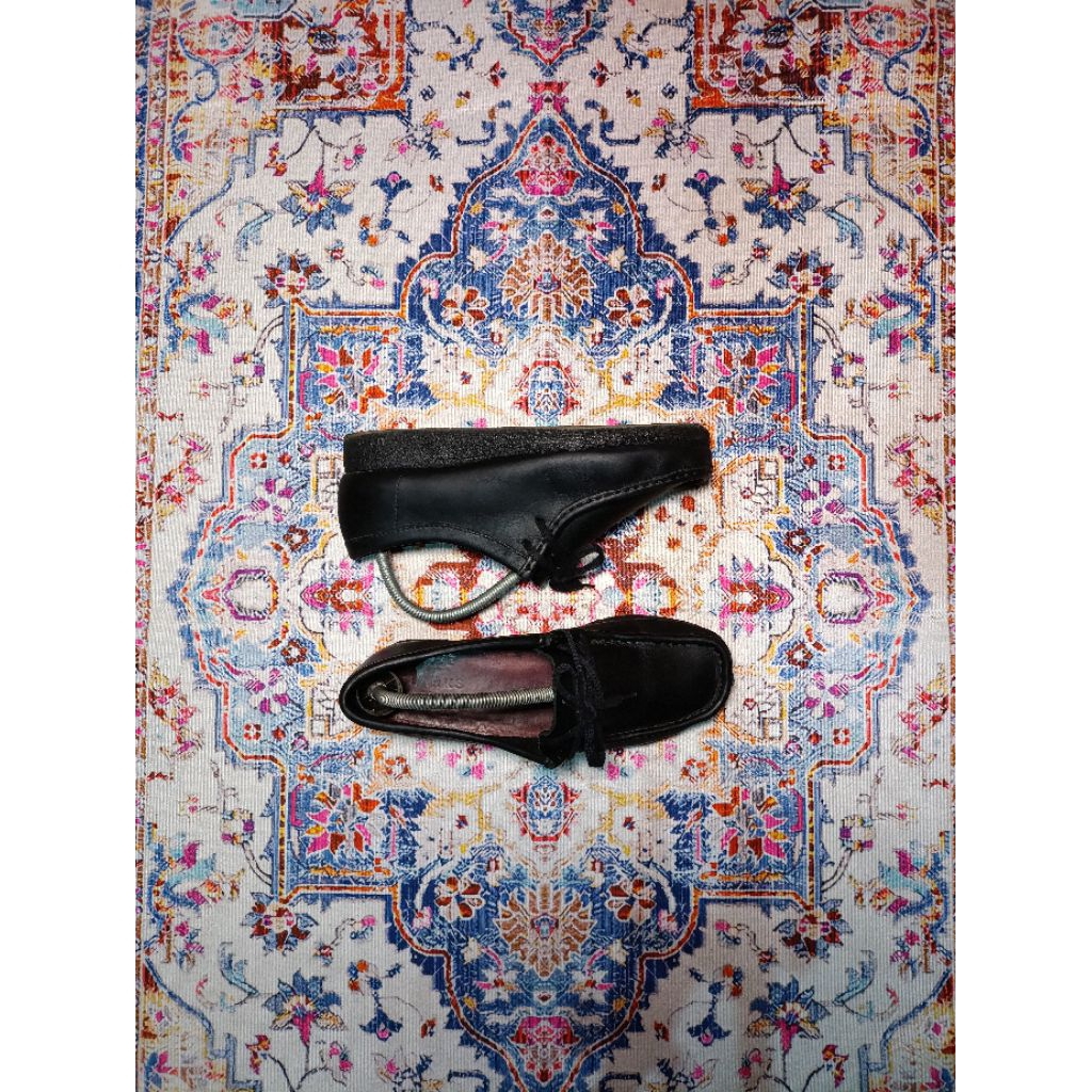 CLARKS WALLABEES LEATHER BLACK