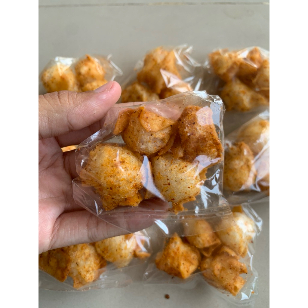 

Batagor Kering Pedas/murah /Snack Mini /mini pack /Renyah Gurih Pedas Cocok untuk Oleh-Oleh