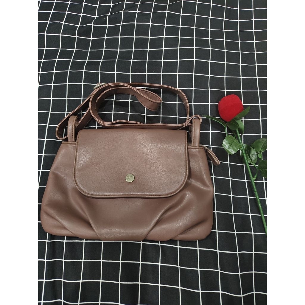 (Preloved)TasShopeMartin