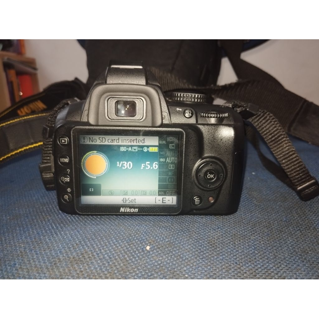 Nikon D3000 second