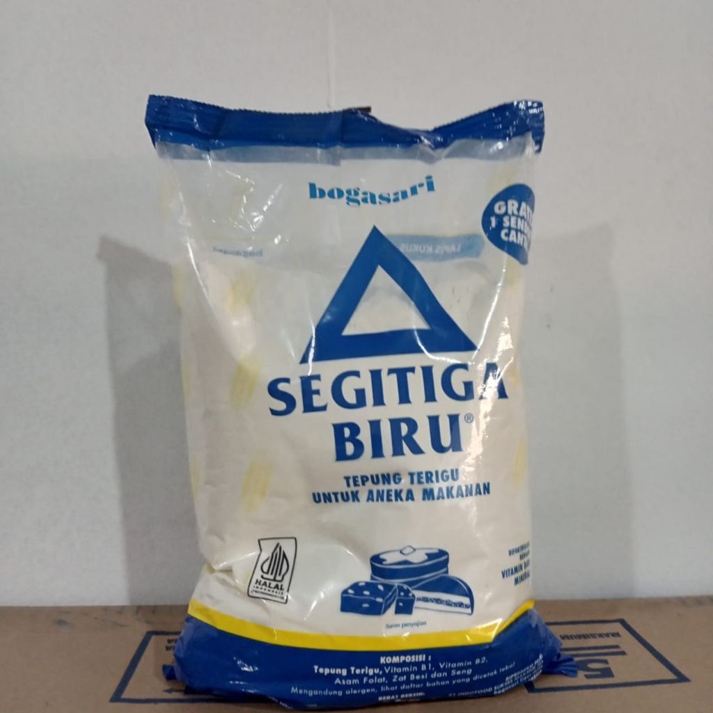 

Segitiga Biru 1kg tepung terigu