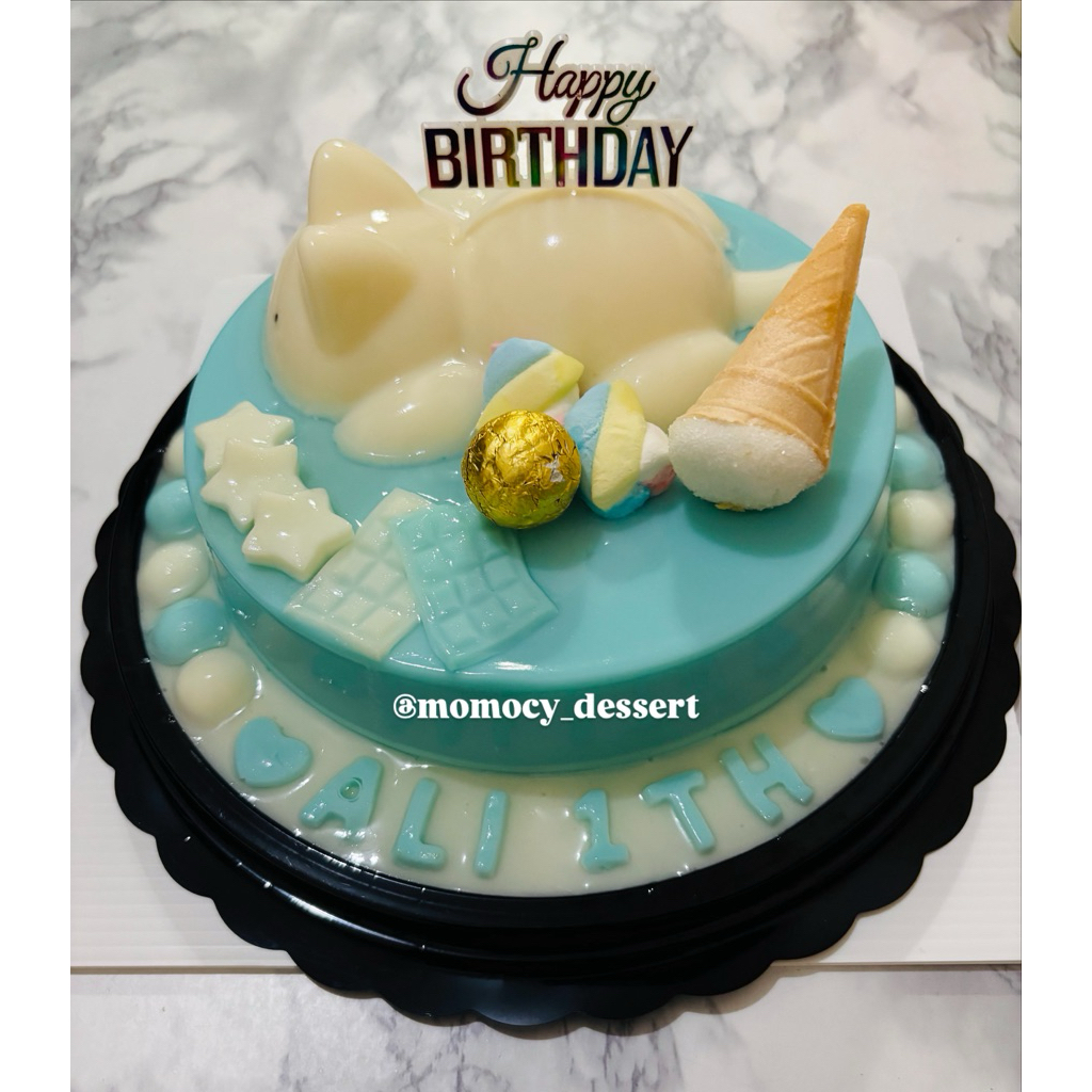 

PUDING TART SLEEPING CAT 16CM