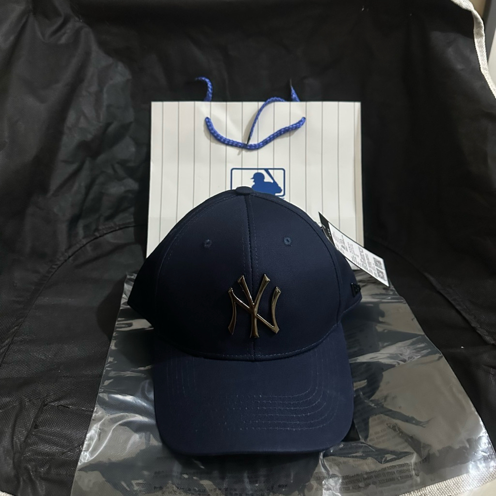 TOPI NY MLB NEW ERA SOFTBALL BASEBALL BESI NY NAVY SILVER/BLACK