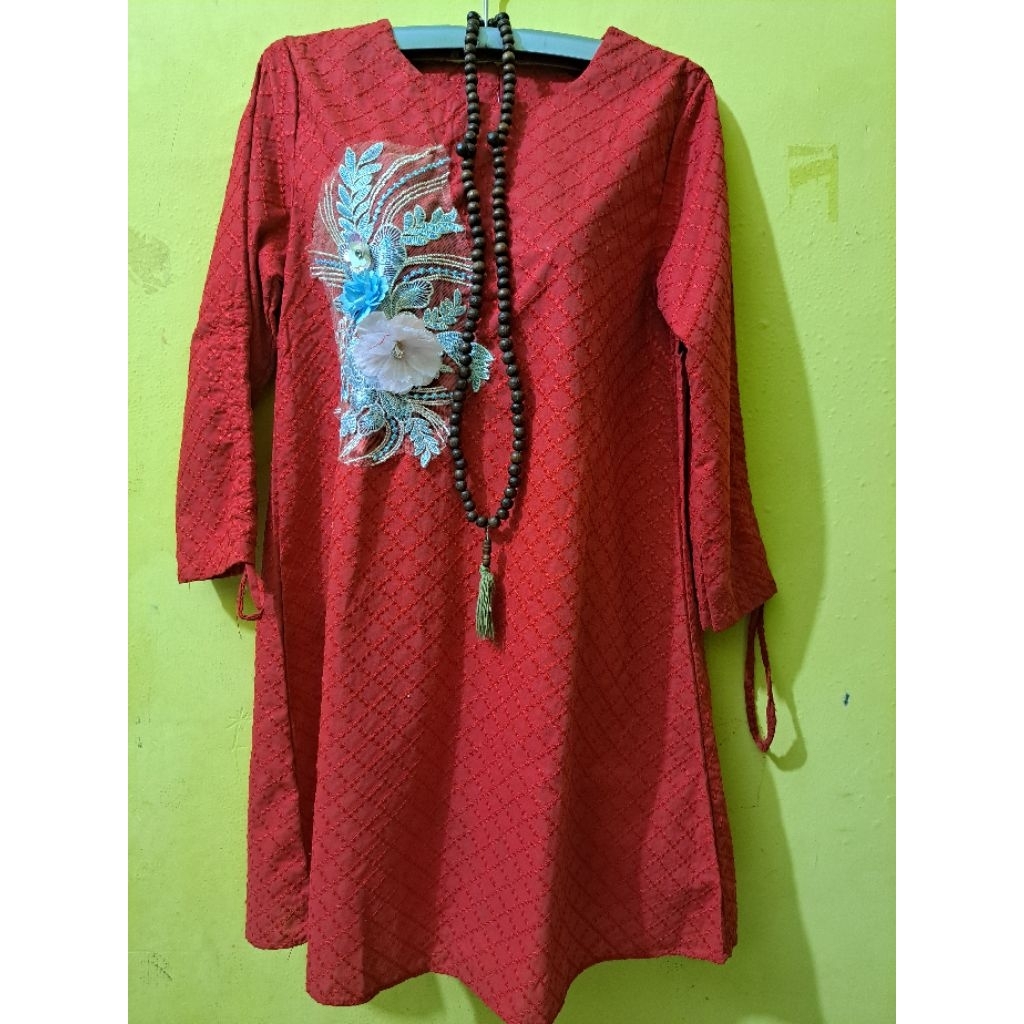 Blus Wanita Merah