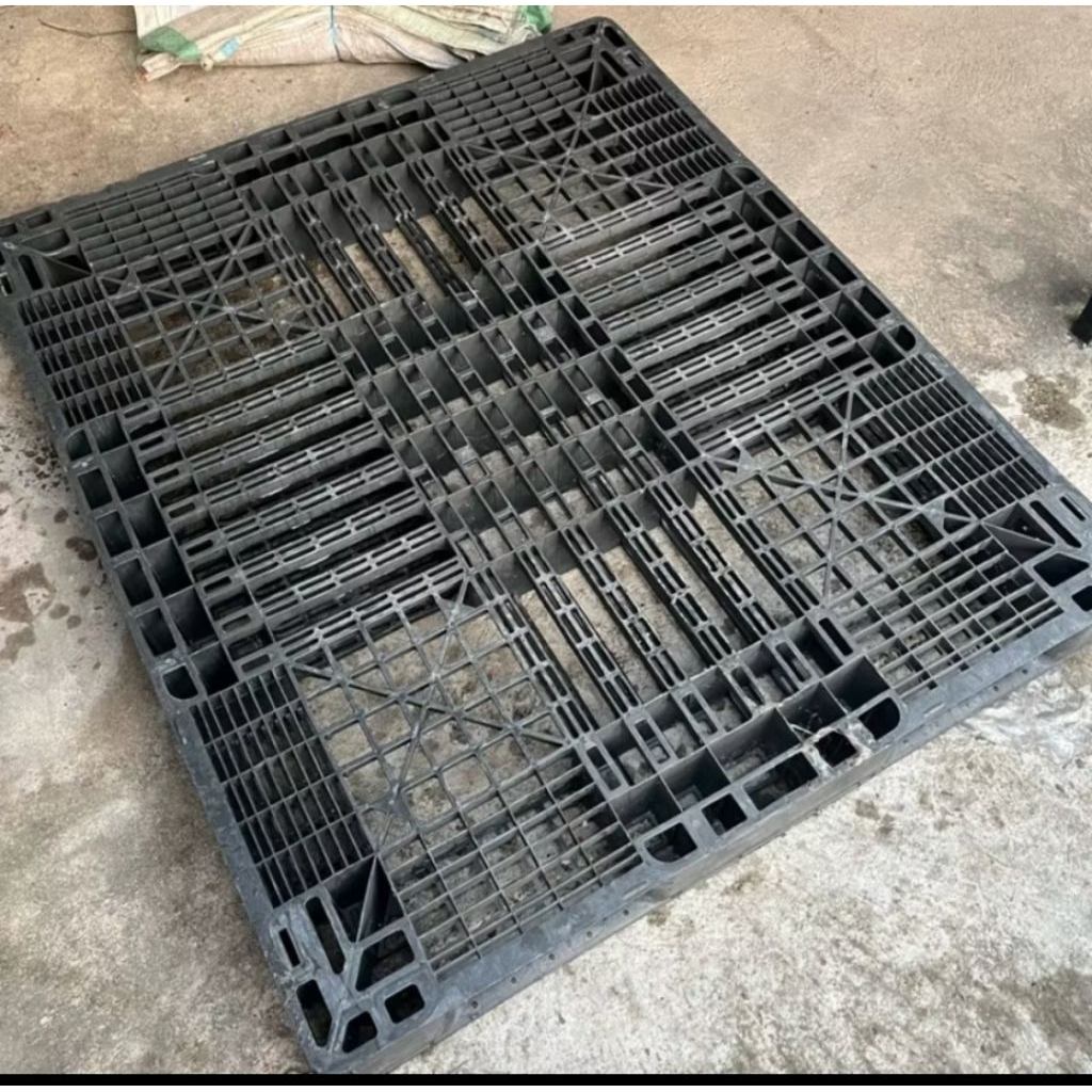 

palet palstik 110×130×12