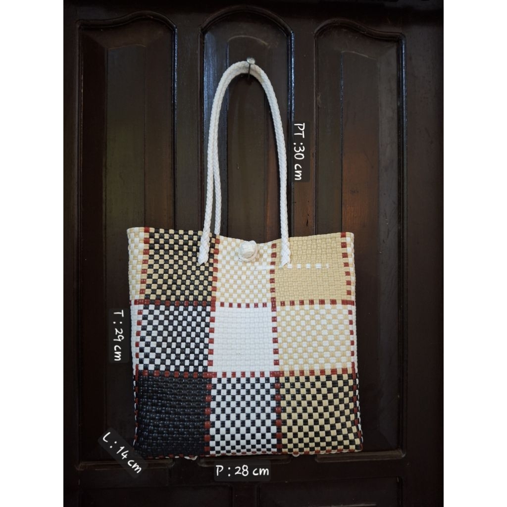 Tas Anyaman Model Sedang