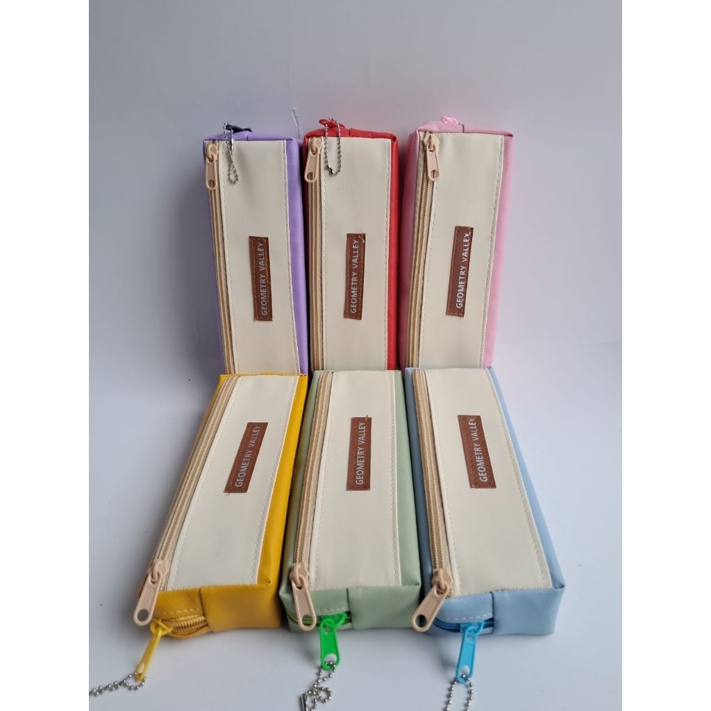 

Tempat kotak pensil polos cewe dan cowo