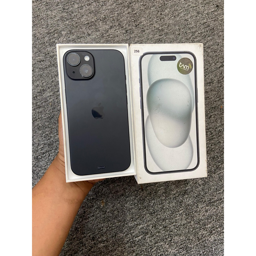 iPhone 15 256gb iBox