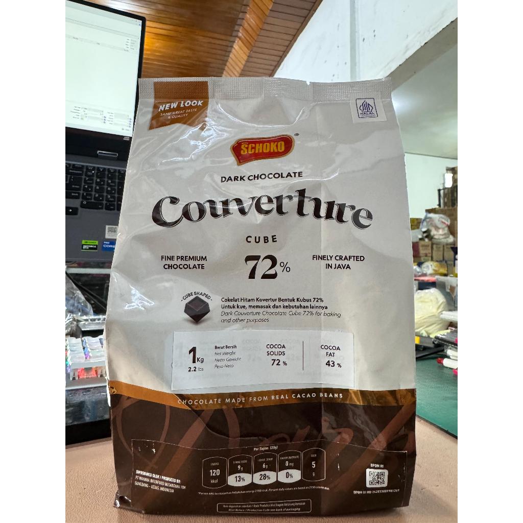 

Dark Couverture Cube 72 % Schoko / Schoko Cube 72 % / Chocolate Couveture Schoko - 1 Kg